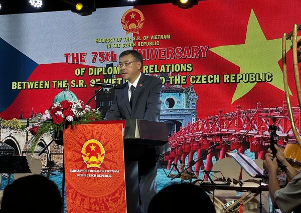 Výročí diplomatických vztahů s Vietnamem - čtvrtek 26. června - SAPA - Praha 4 - Libuš