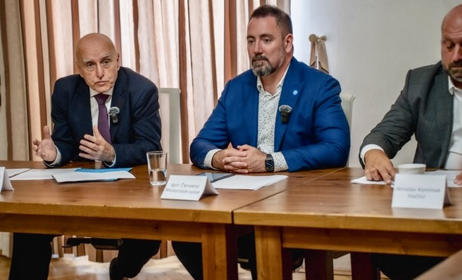 RAILTARGET: zahájil sérii debat o dopravě - srpen 2025