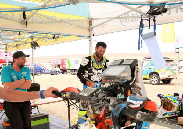 České barvy na Rallye Dakar 2019 úspěšně reprezentoval také Moto Racing Group team